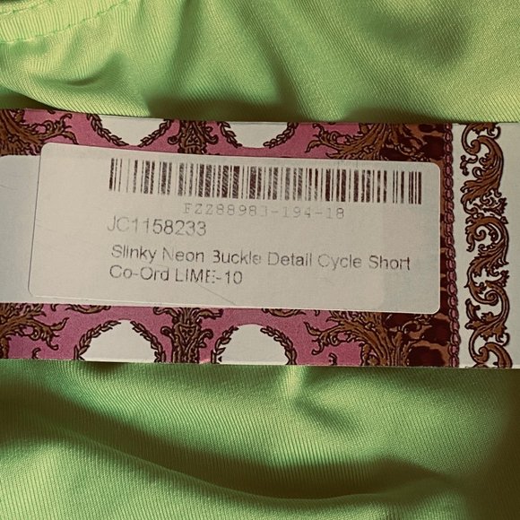 Boo Hoo 2 Piece Shorts Crop Top Womens Sz 6 Small Lime Green Buckle Detail New - Picture 5 of 11